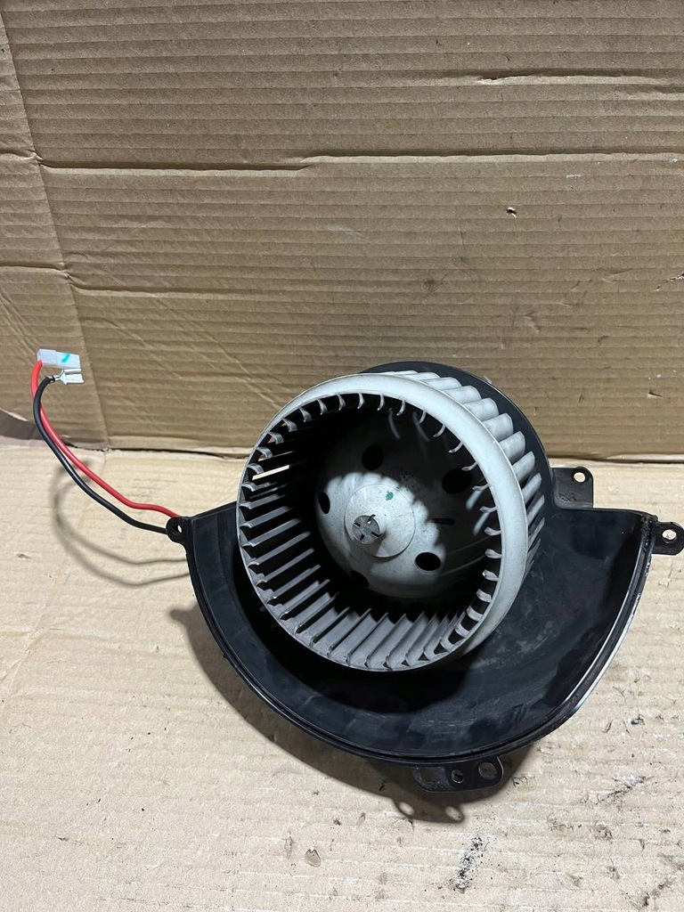 фото №1, Воздуходувка вентилятор обдув opel astra h iii 52421335