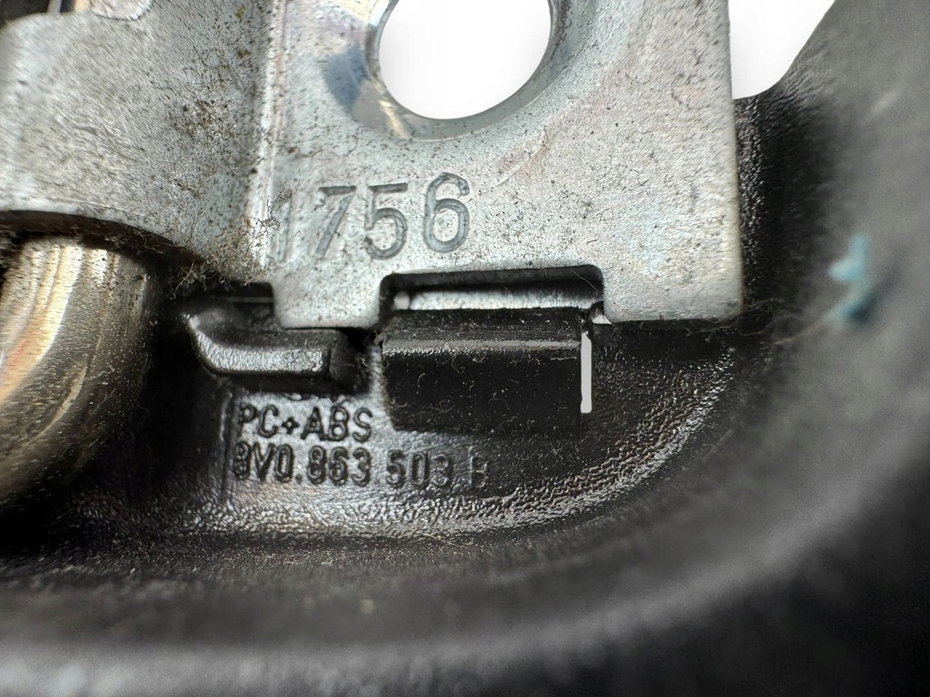 фото №8, Audi a3 s3 8v 2016 крепление багажника