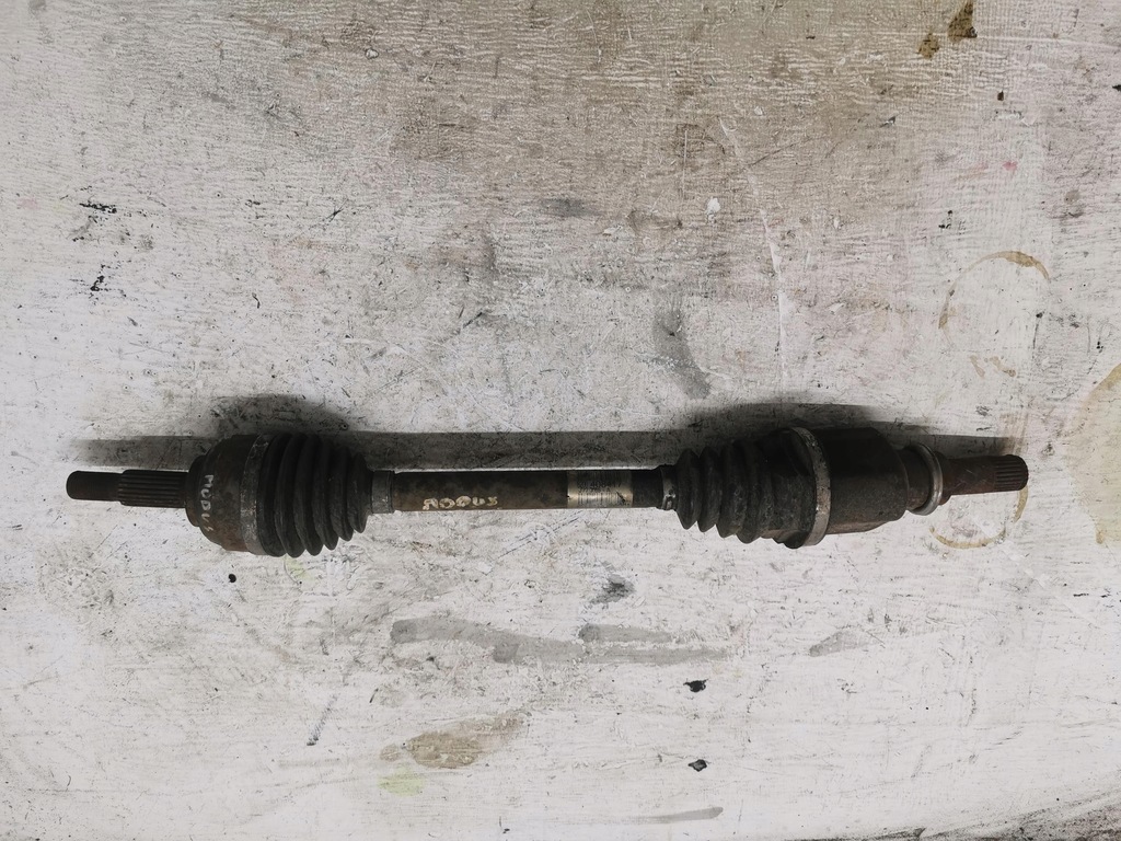фото №1, Приводной вал короткий левая renault modus 04-12 8200408417