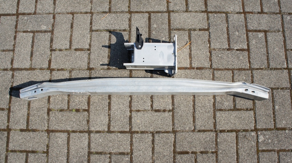 Ремінь передній підсилювач балка audi q5 8r0 Зі Шроту