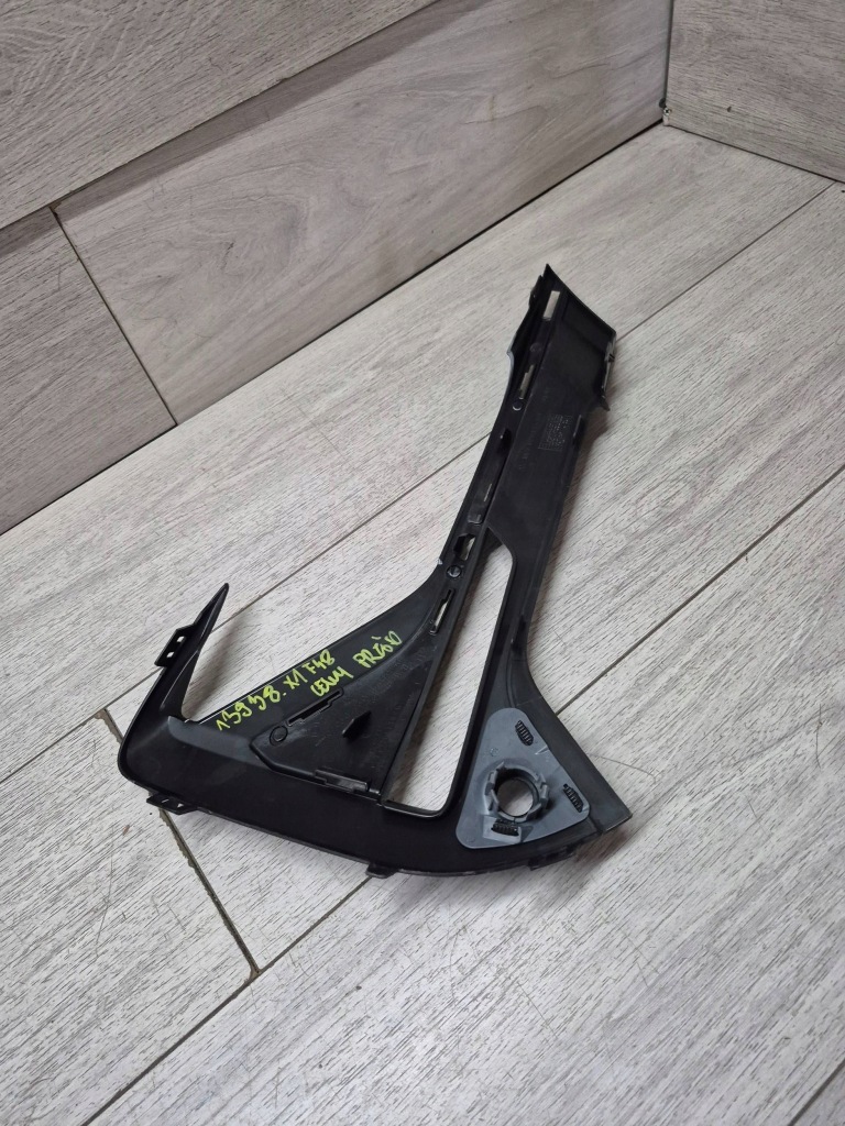 13938. bmw x1 f48 решётка бампер левое  перед 7954249 с Разборки