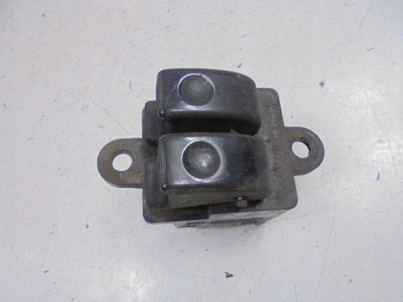 фото №1, Hyundai atos prime 97-01 выключатель окон перед левый