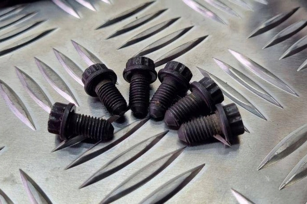 фото №13, Комплект сцепления vw passat b7 alltrack 365 068105271f 1.9l дизель 1995