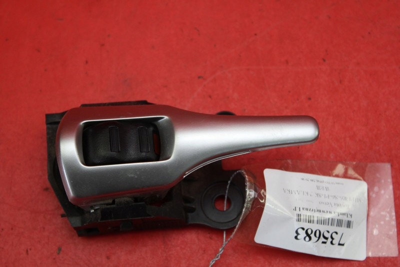 фото №1, Ручка внутренняя левая перед toyota verso 12r