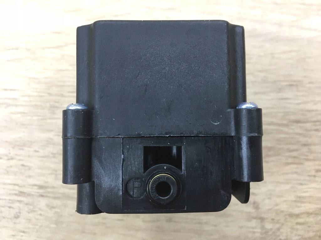 фото №8, Распределитель клапан блок клапанный разъём 4mm 37206799419 do bmw e70 lift lci