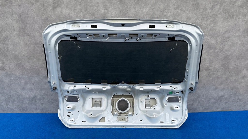 фото №4, Vw t-roc 2ga крышка багажника багажника + тонированная стекло 2ga827159 r30b