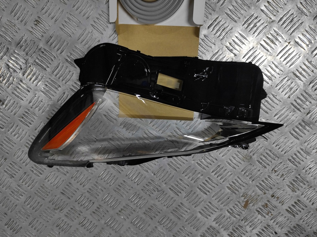 фото №1, Lexus rc 350 rcf скло лампи nowe ліва праве оригінал скло фари