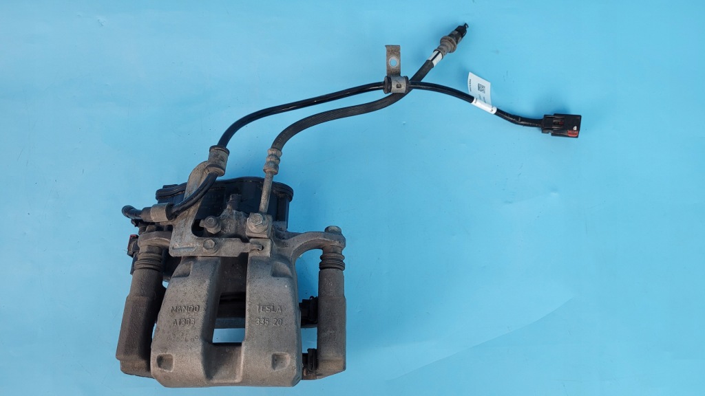 Tesla model 3 21r супорт гальмівний лівий задній 1044625-00-b Ціна