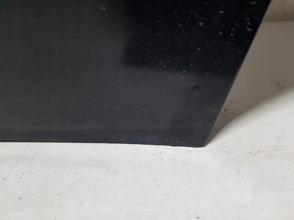 Двері лівий задній mercedes ml w164 c197 197 в Україні