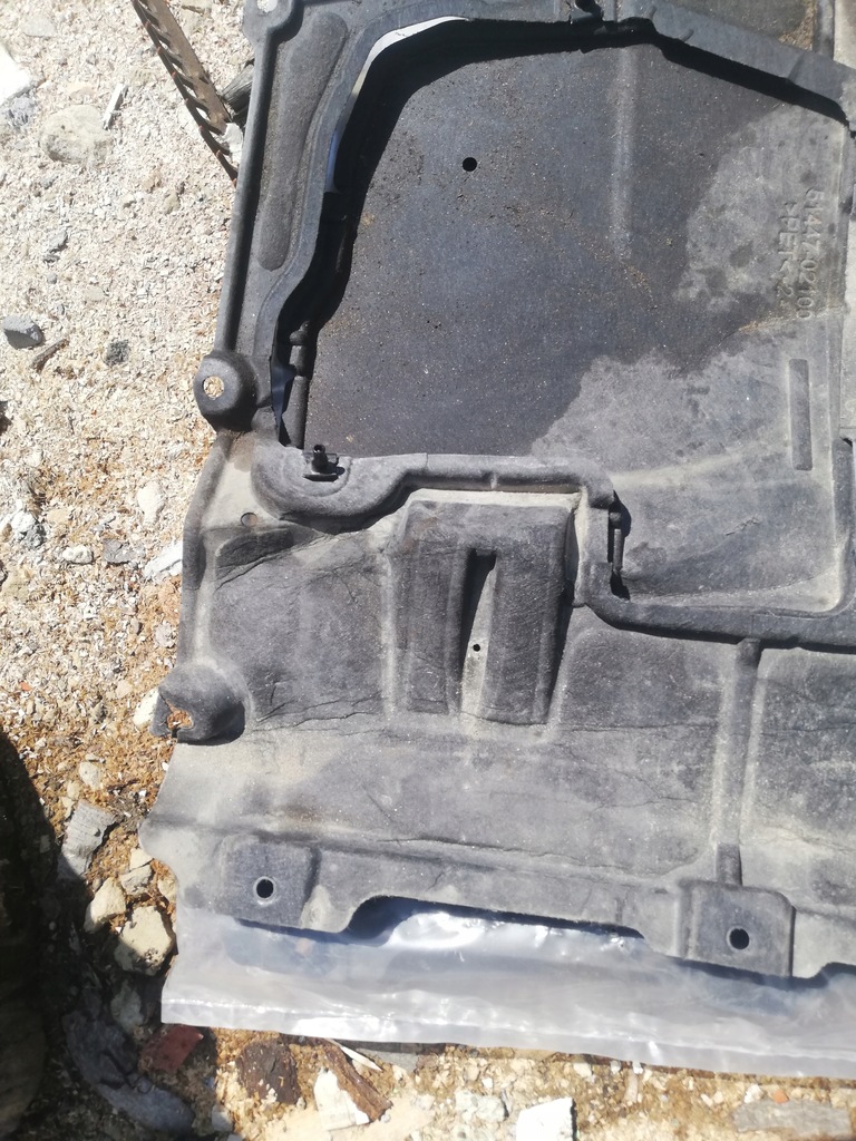 фото №11, Corolla e21 kombi hb подкрылок правый перед 18-24 53875-02660