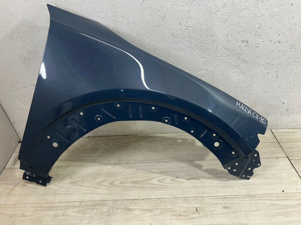 Купити Mazda cx-30 2020 крило правий