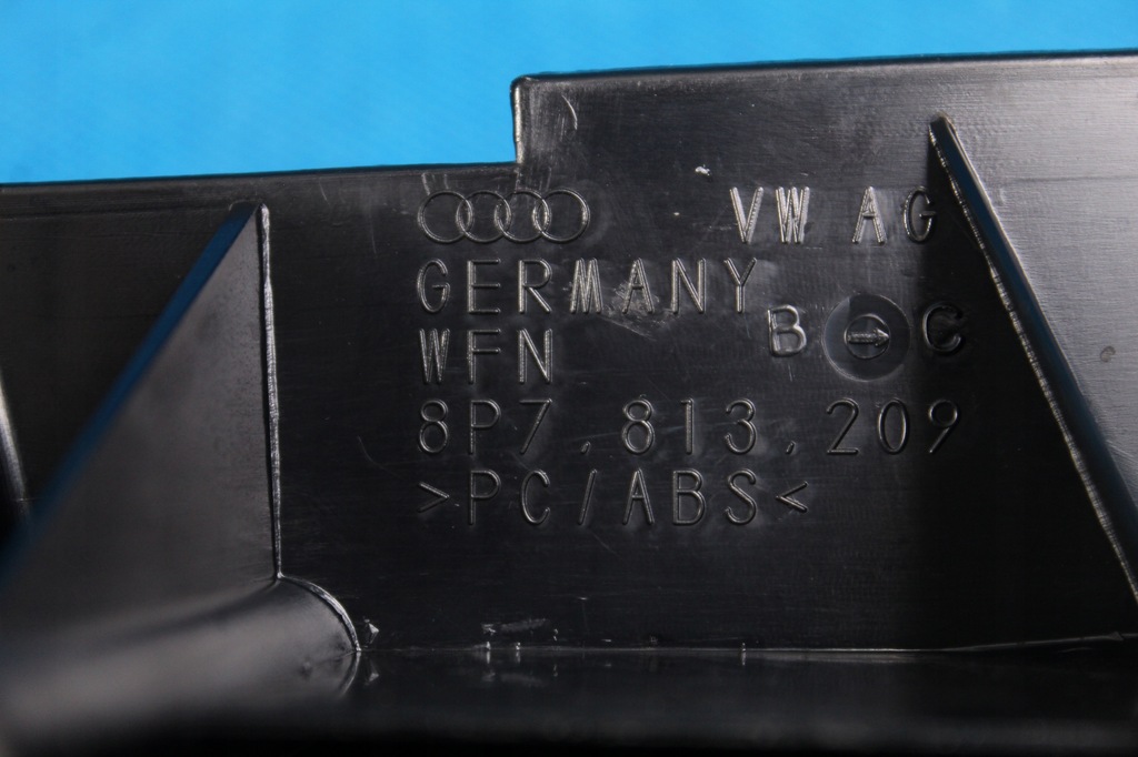 фото №7, Vw t-roc защита накладка багажника левая 8p7813209c правая 8p7813210c 2021r