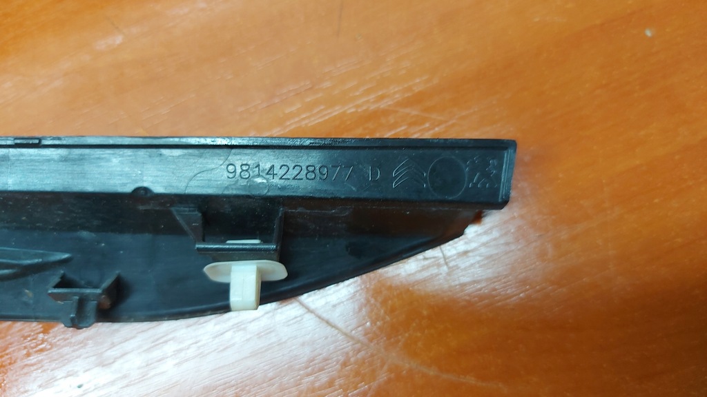 фото №14, Молдинг накладка крыла хром правая правый перед передняя peugeot 3008 ii