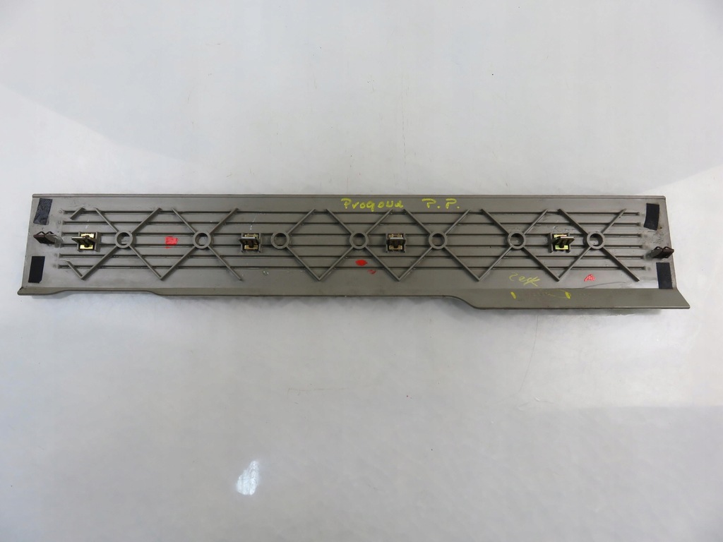 фото №5, Молдинг поріг внутрішня права hummer h2