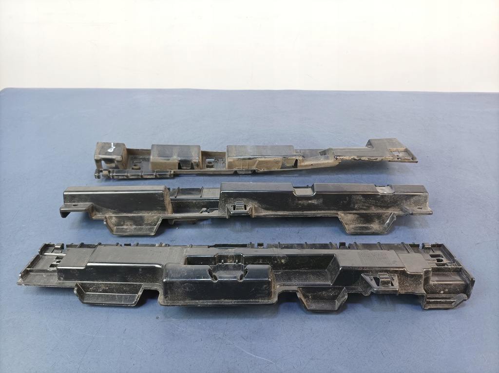 фото №1, Bmw 3 f34 gt комплект направляющие порог правого