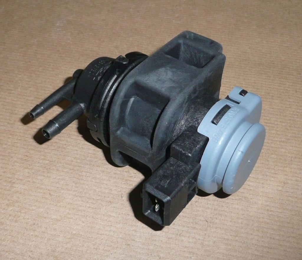 фото №2, Електроклапан turbo renault espace iv 2.0dci