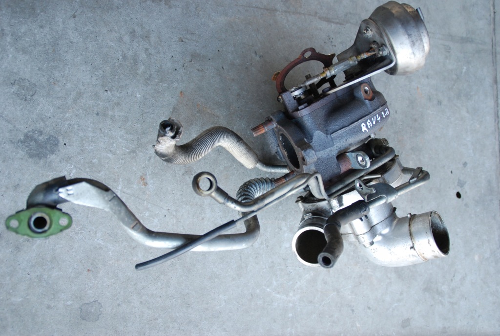 фото №4, Toyota rav4 2.2 турбина турбонагнетатель 17201-26030