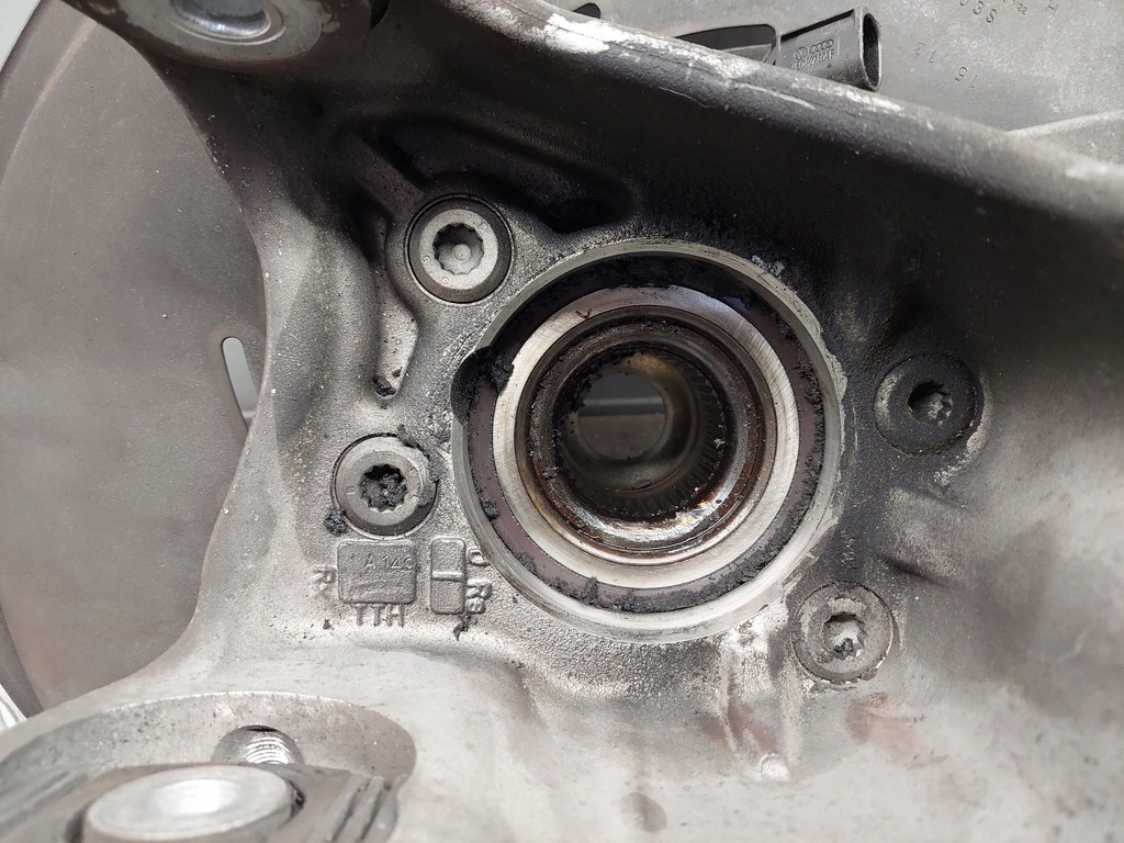 фото №7, Audi a8 d4 4h0505431d задня ліва підшипник i ступиця