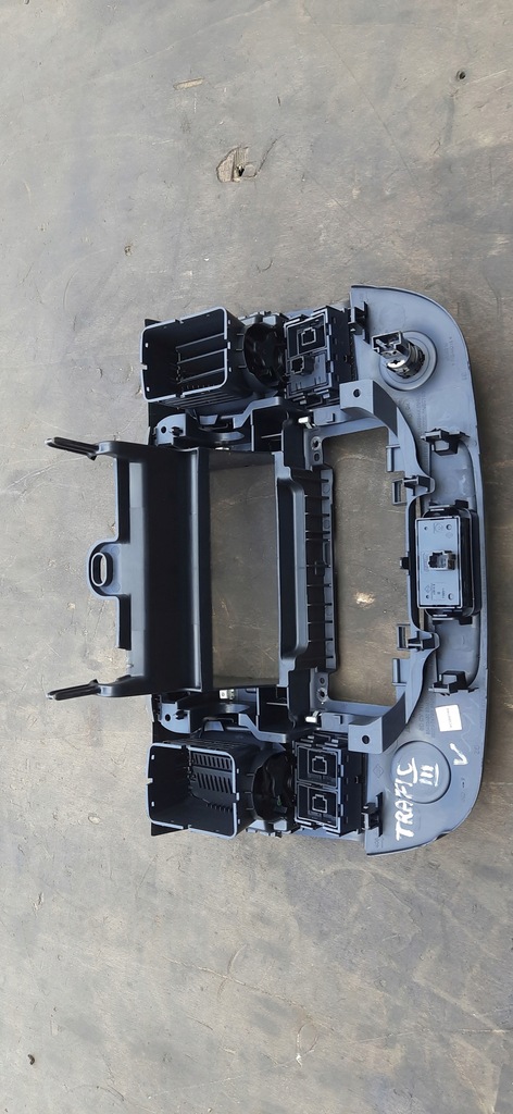 фото №5, Рамка середня радіо renault trafic iii 682607479r