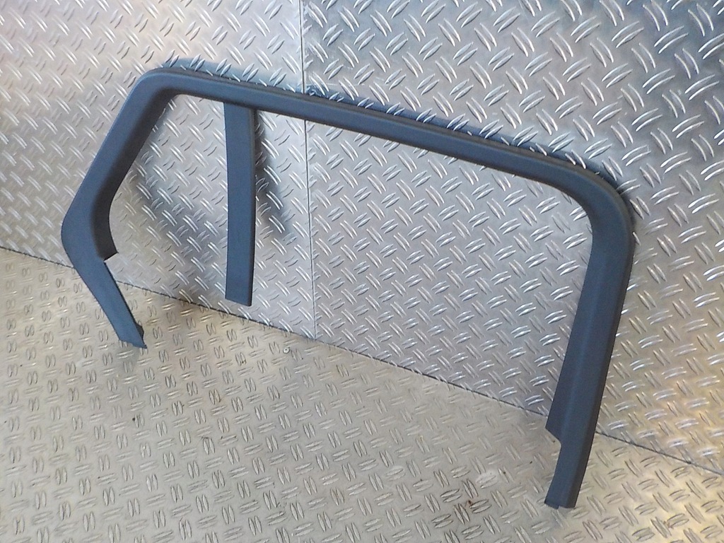 фото №2, C klasa w205 combi молдинг рамка двері лівий задня