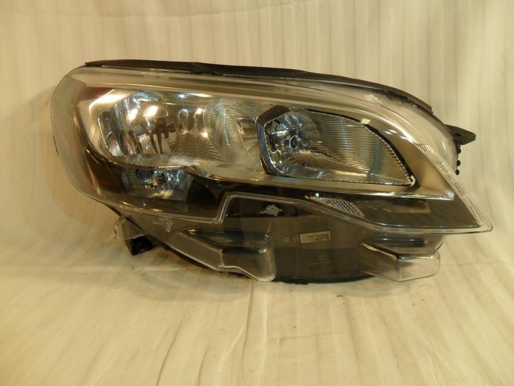Купить Peugeot expert лампа перед правая 2016- 9808572580-00