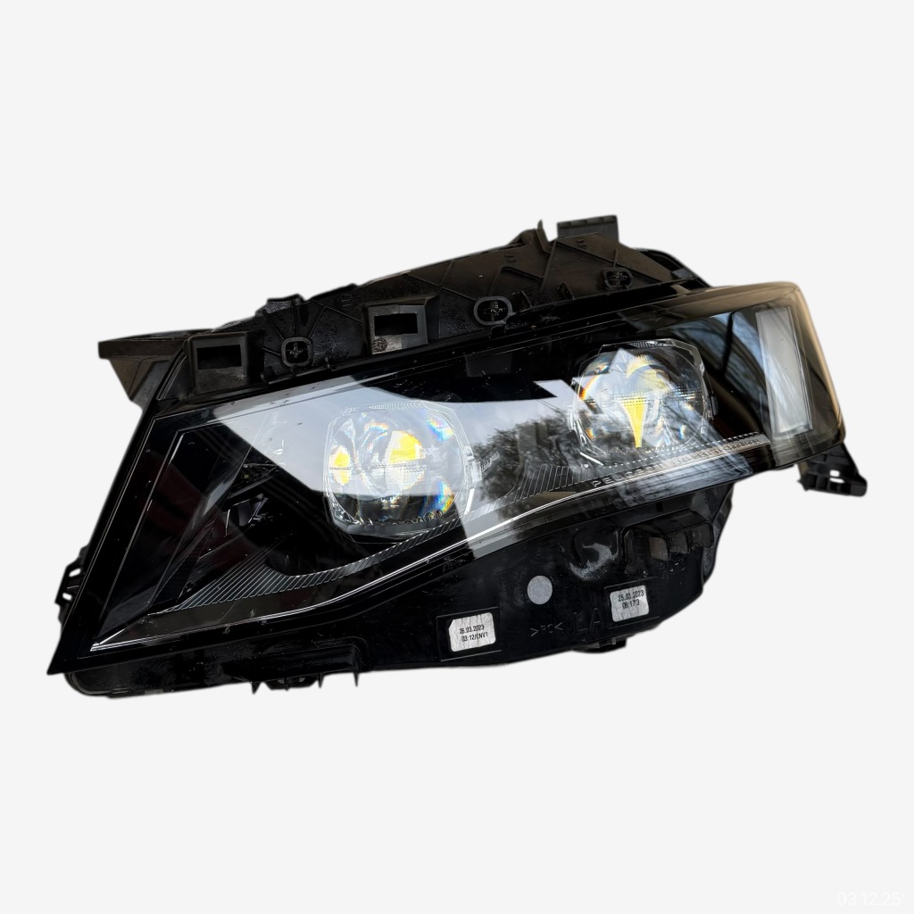 Фара левая правая фары передние комплект peugeot 508 2 full led 2023 год Цена