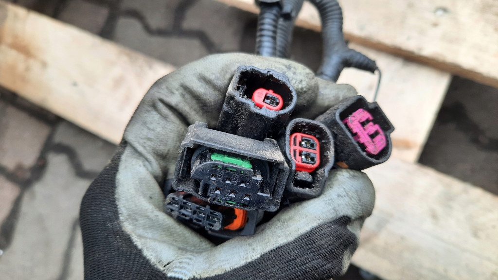 фото №10, Джгут електропроводка двигуна 31260271 volvo v70 iii s80 ii 2.5t + lpg