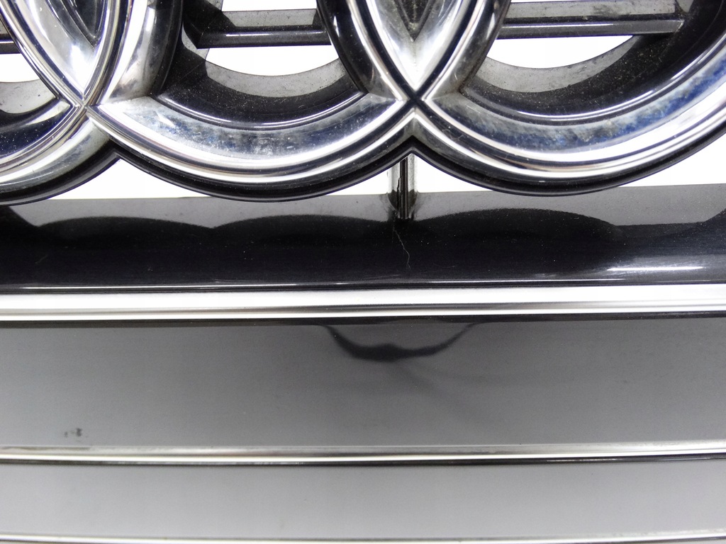 фото №10, Audi a4 b9 lift 8w 19- бампер передний + решётка радиатора