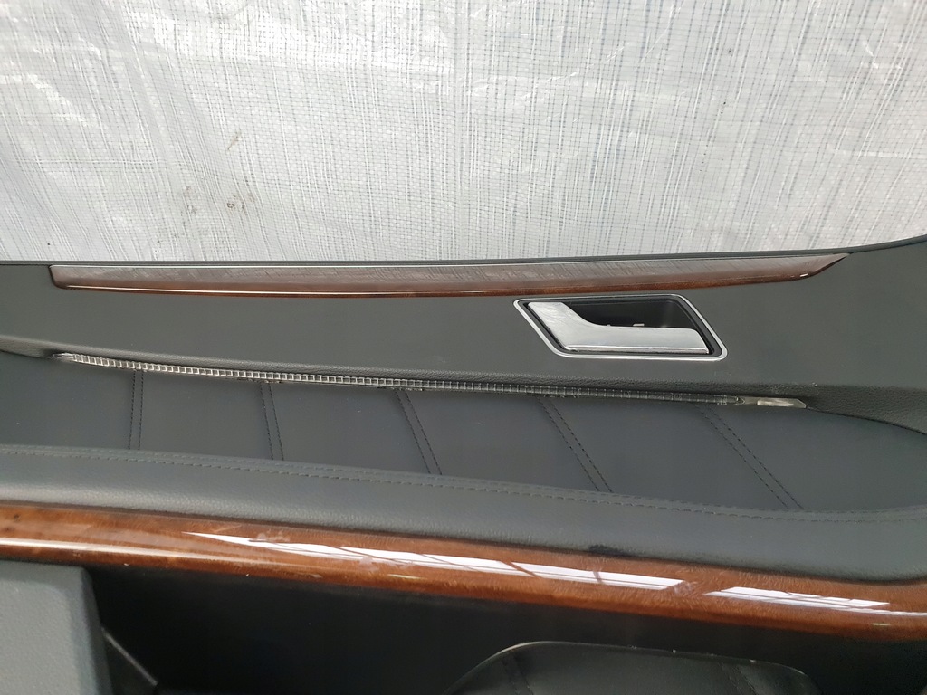 фото №7, Обшивка оббивка двері лівий задня mercedes w212