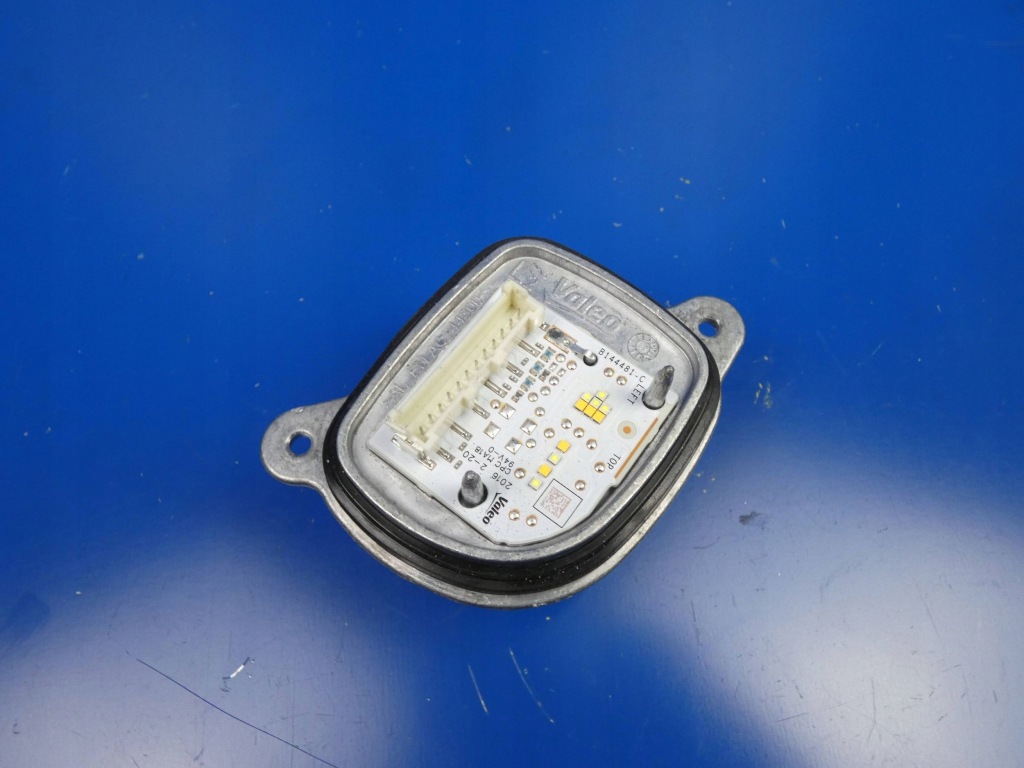 фото №1, Opel corsa f колба преобразователь лампы led