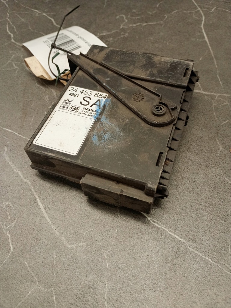 Купить 24453654 модуль блок управления комфорта opel corsa c