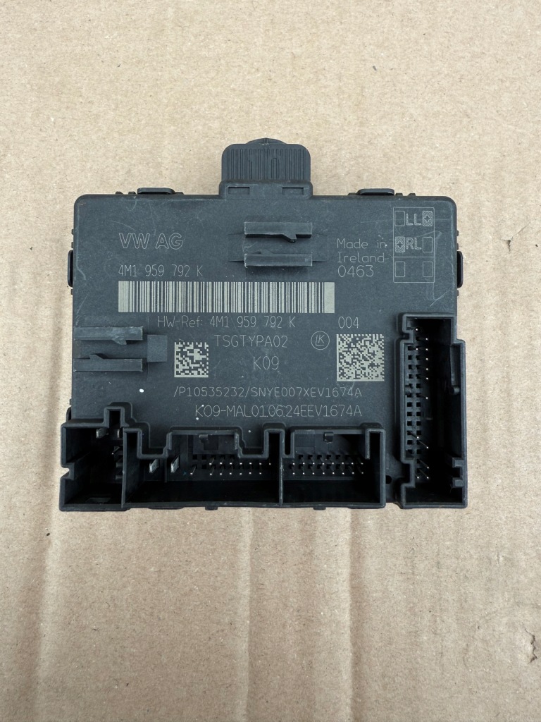 фото №1, Lamborghini urus модуль управление двери 4m1959792k....