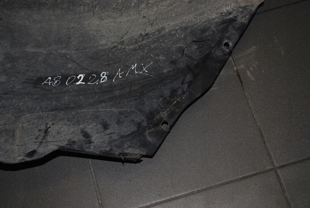 фото №9, Підкрилок правий перед задня audi a8 d2 4d0821192r