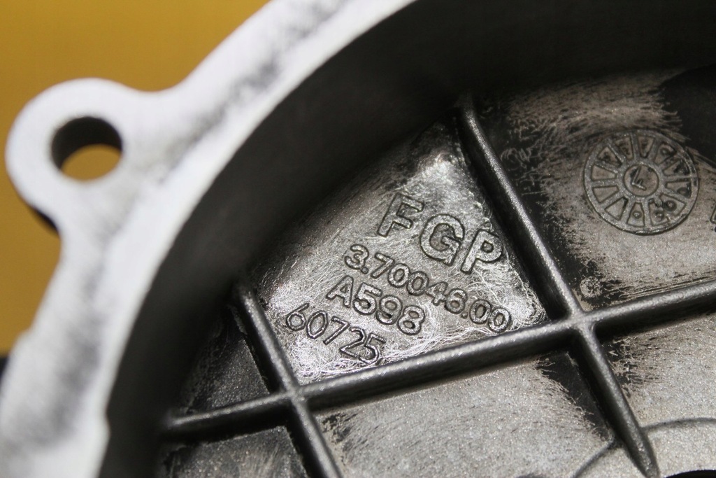 фото №9, Корпус розподільного валу 37004600 doblo ii 1.3 multi-jet