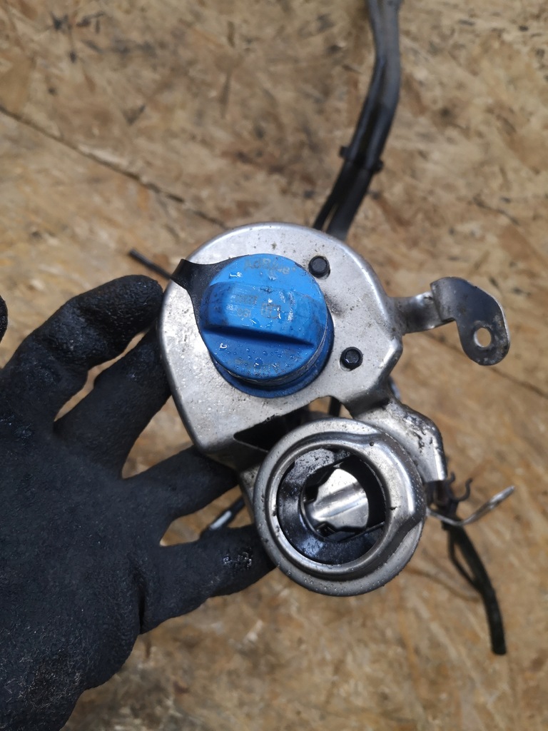 фото №4, Ford ranger iv труба заливной топлива труба заливной adblue 3.2 tdci