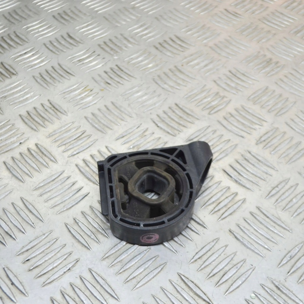 фото №6, Hyundai kona i 2018 панель кріплення радіатора