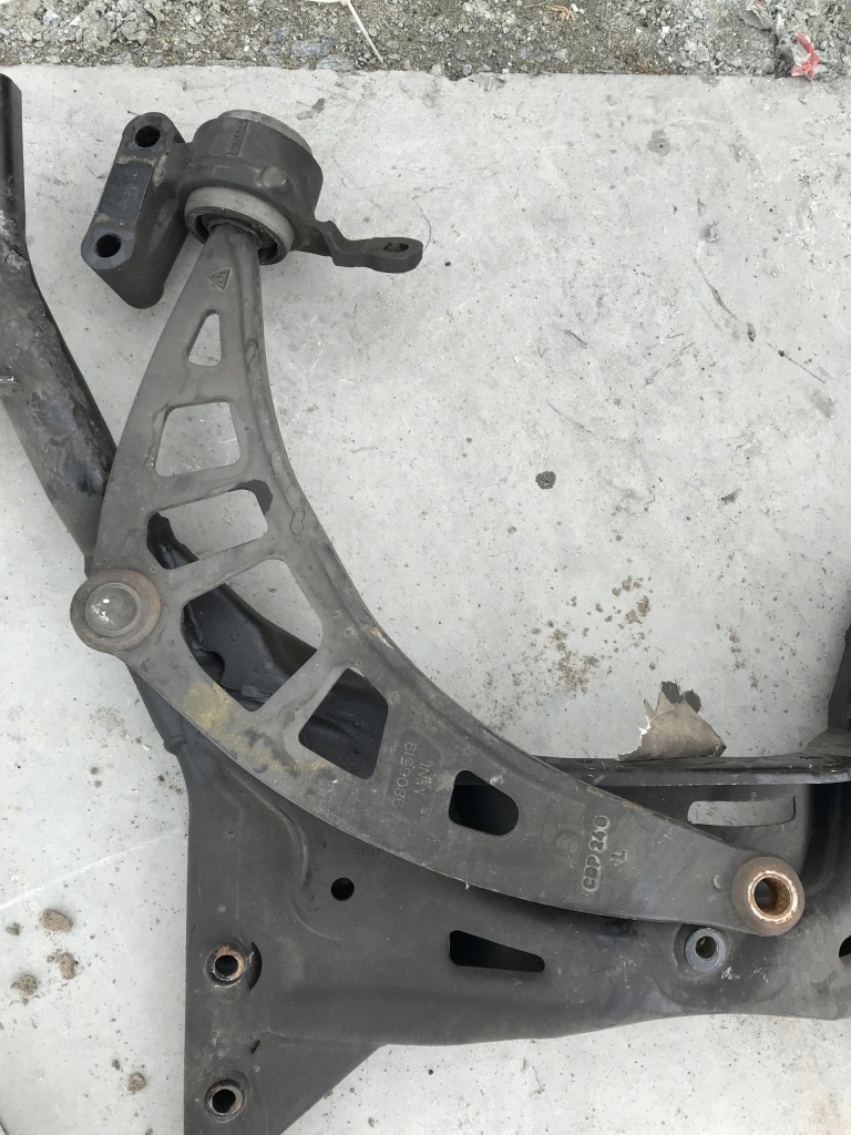 Купить Mini r60 рычаг левый перед 9806519