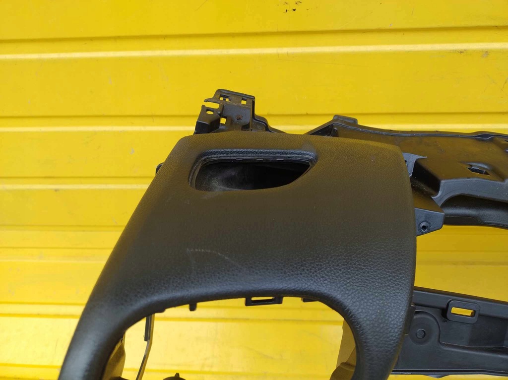 фото №5, Toyota yaris iv консоль приборная панель оригинал