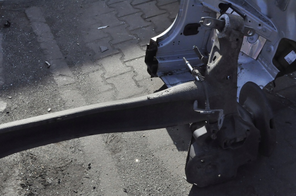 фото №8, Peugeot 308 ii t9 2.0 gt 180km kombi підвіска балка задня