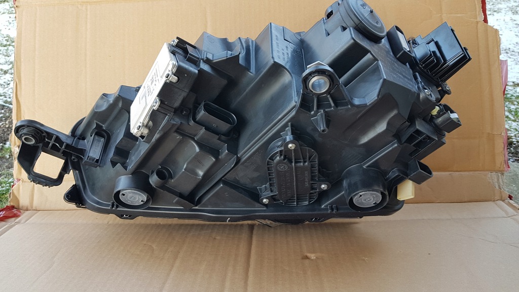 фото №8, Лампа права full led skoda scala 657941016a europa