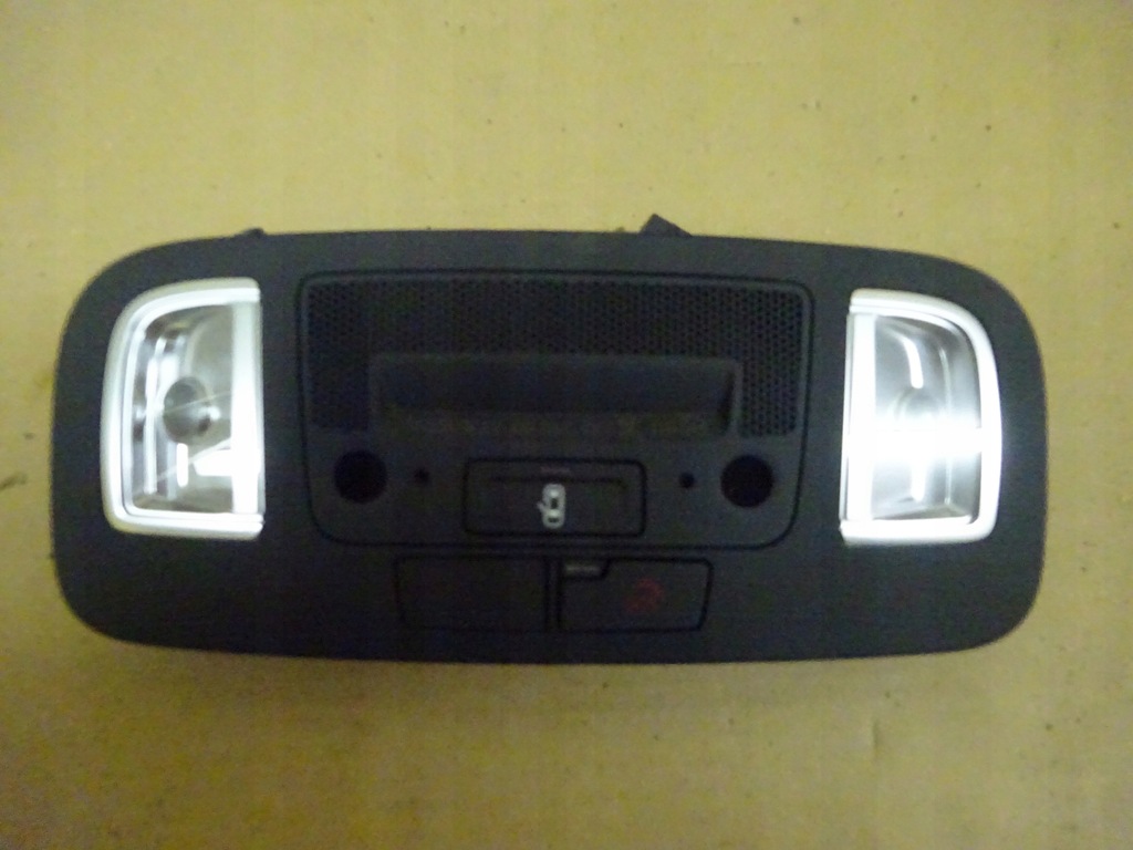 фото №9, Vw t roc cabrio лампа панель стельовий 2gc947135c