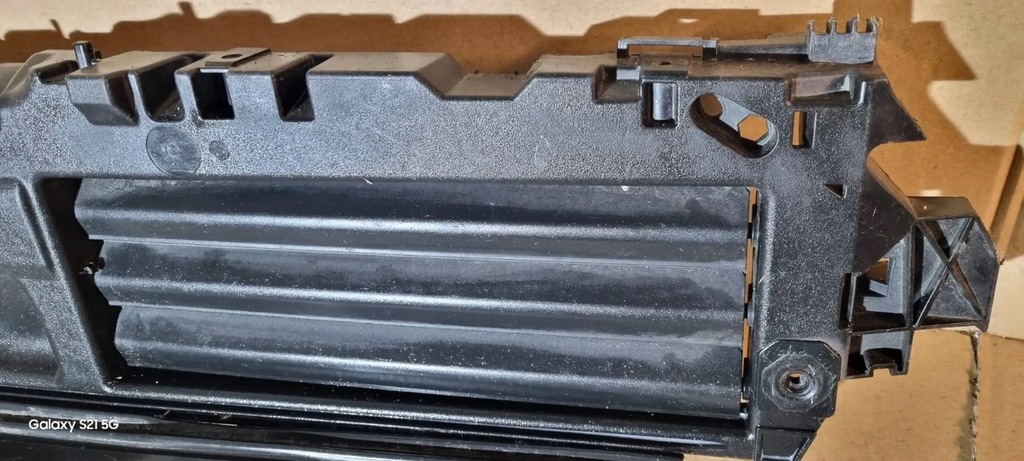 фото №15, Защита радиатора воздуховод жалюзи audi a4 s4 b9 8w