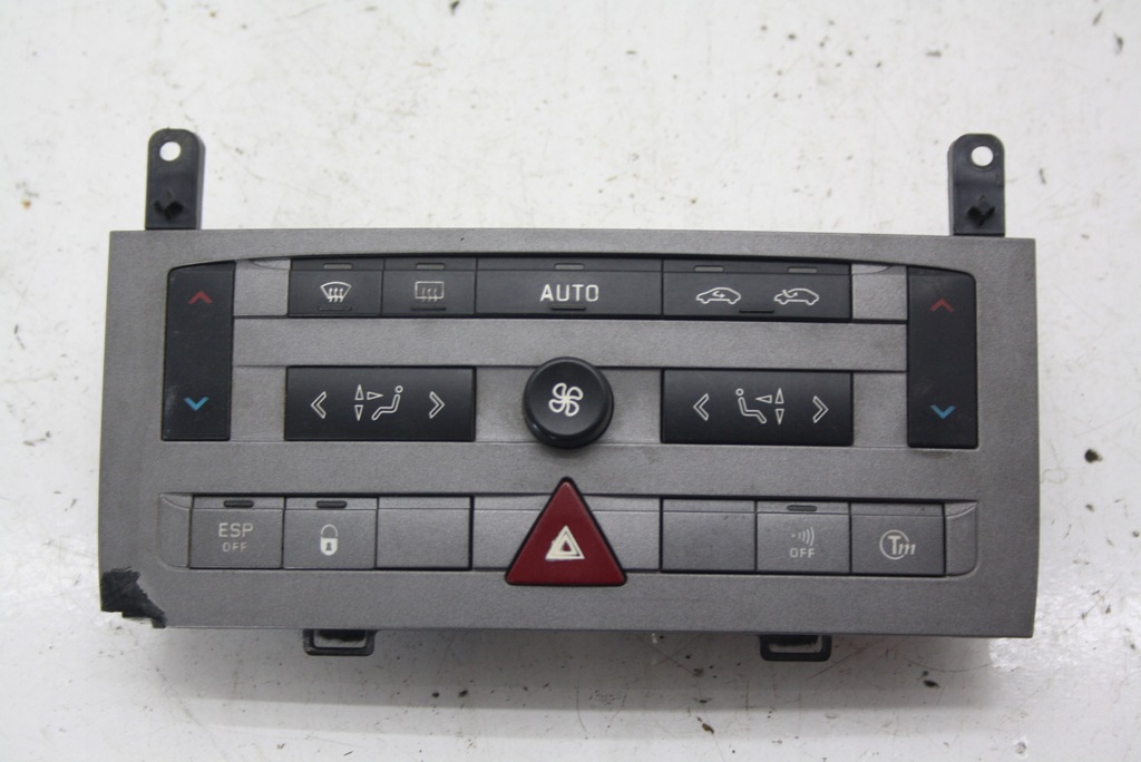 фото №1, Панель обдув кондиционера peugeot 407 sw 96873328yw