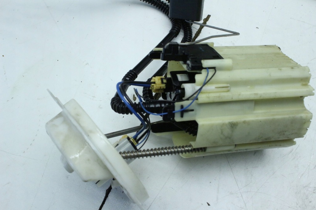 Насос топлива поплавок a2044702294 mercedes glk x204 2.2 cdi Недорого