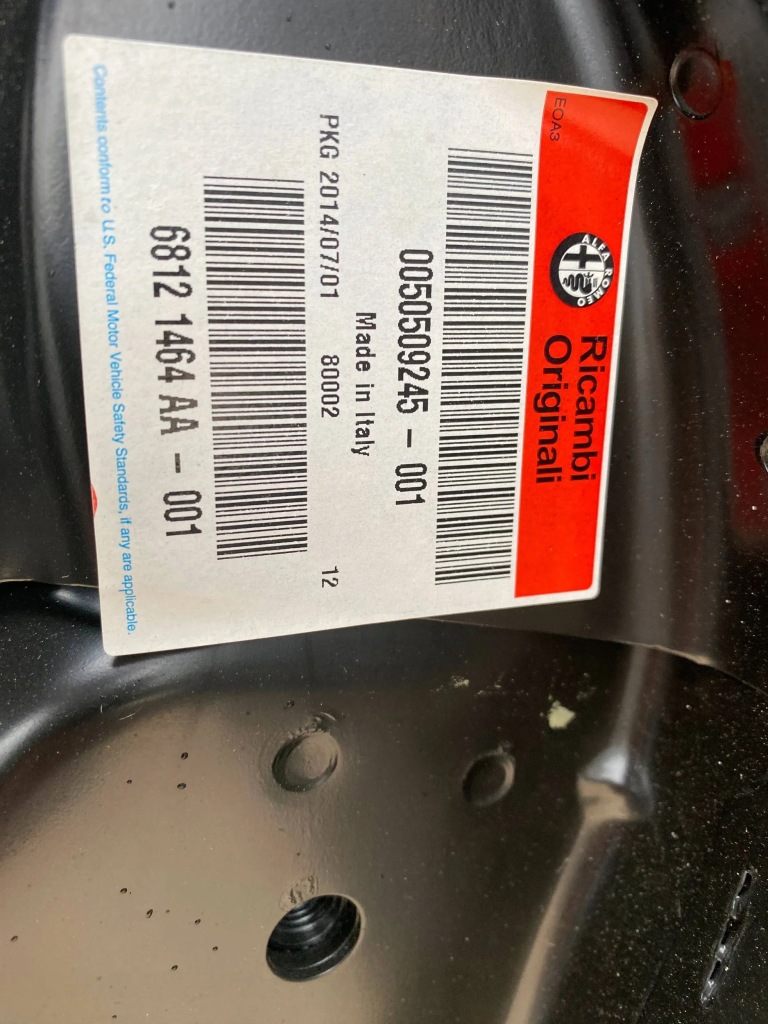 фото №2, Alfa romeo giulietta дверь передние левая nowe oryg