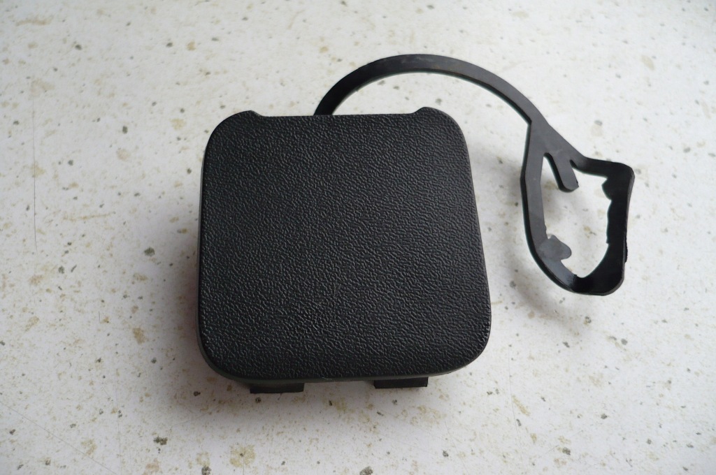 фото №2, Volvo xc70 ii 2008-16 r заглушка фаркоп бампер задня