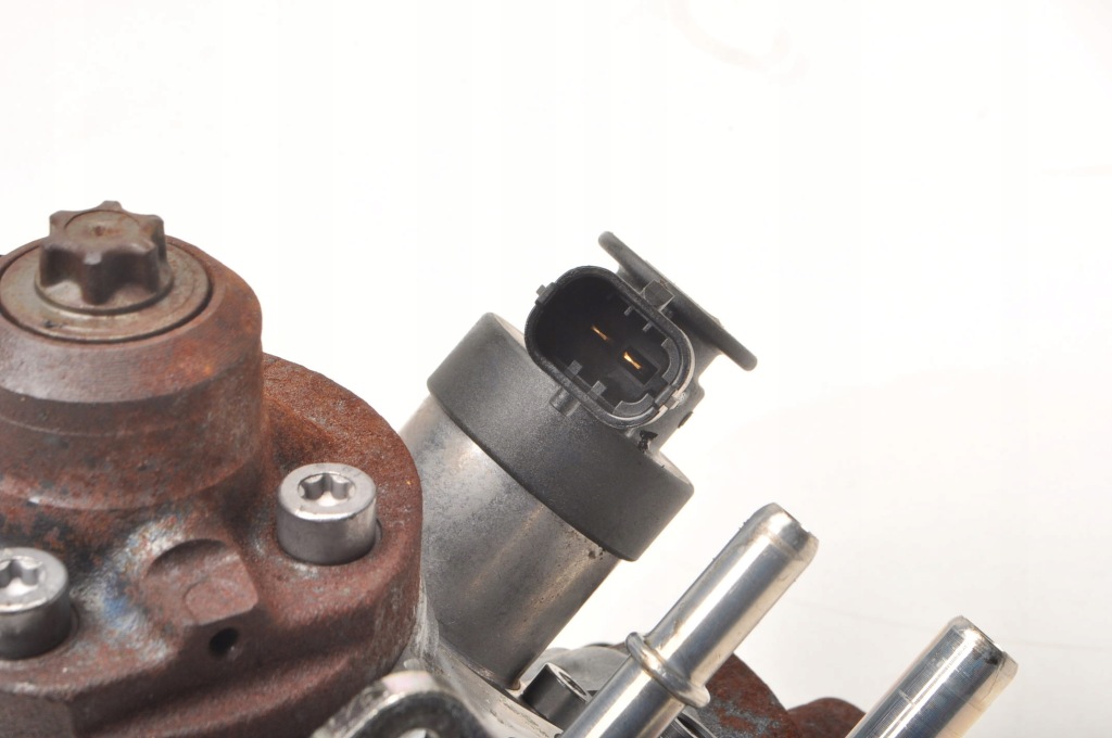 Land rover discovery l462 3.0 sdv6 насос впрыскная fw939b395ab 0445010821 с Разборки