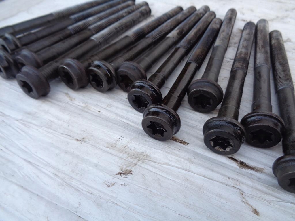 Крышка клапанов левая a1120160705 mercedes clk c209 e320 w211 3,2 v6 Доставка