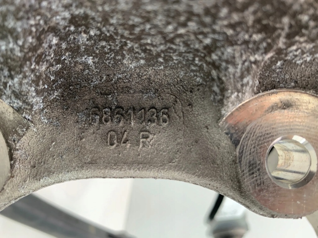 фото №6, Bmw 7 g11 g12 поворотный кулак рычаги правый задняя 6861136