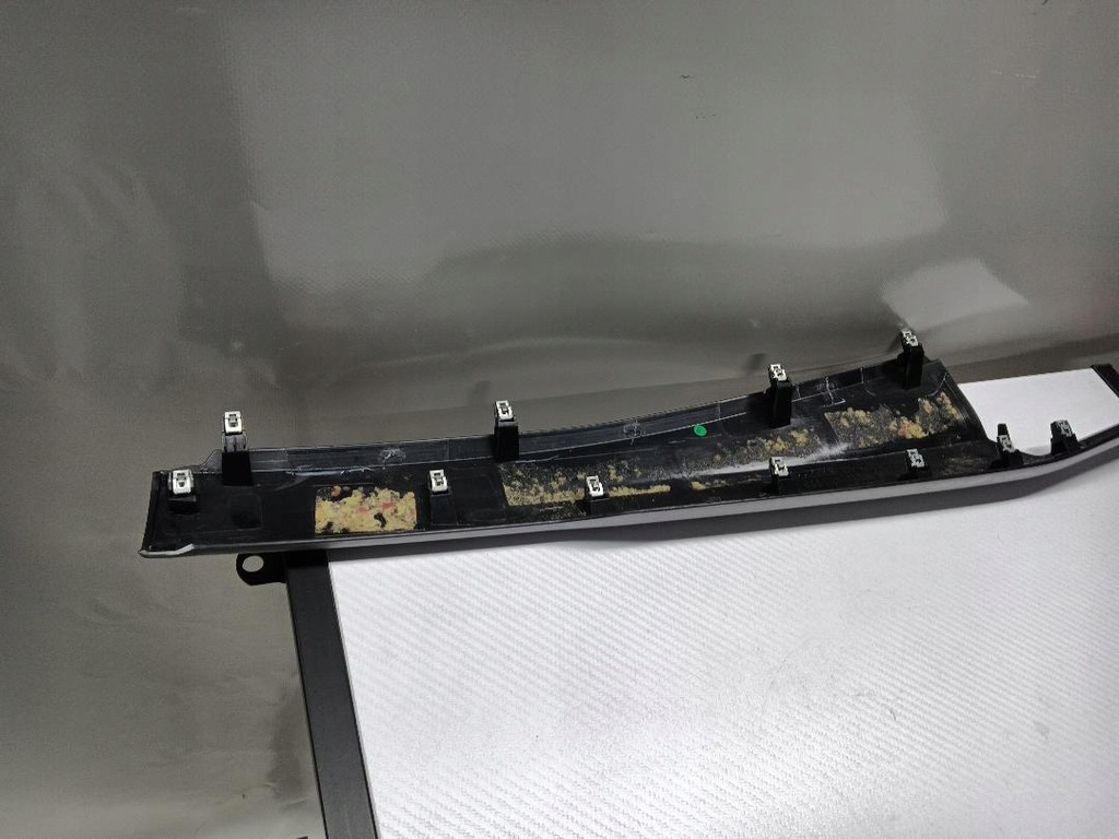 фото №5, Молдинг декоративна консолі dekor панелі приладової панелі vw golf viii 5h1858416d